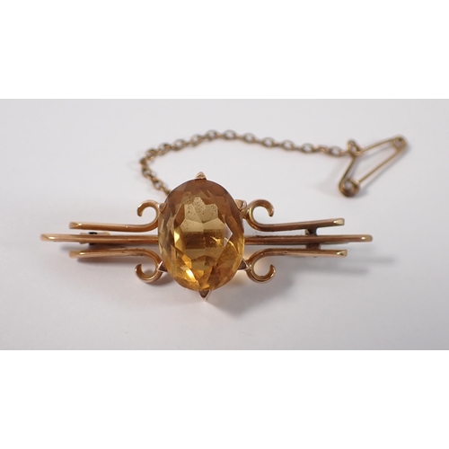 426 - A Victorian 15ct gold brooch set citrine, citrine - 1.35cm long, brooch width 4.3cm, total weight 6g