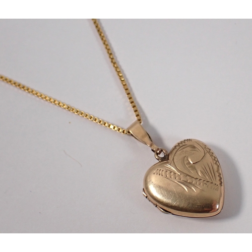 429 - A 9 carat gold heart form locket on 9 carat gold box link chain, 41cm long, total weight 4.5g