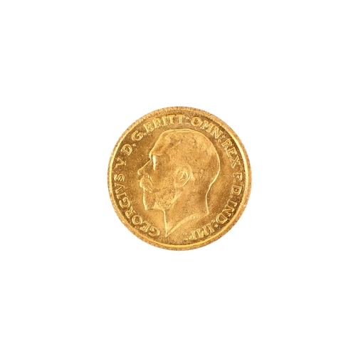 68 - 1913 half sovereign coin. Weight 4g