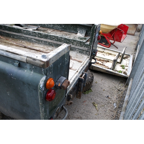 A Series 3 Landrover 109, 2 axle ridgid body light 4x4 utility Reg. HHU ...