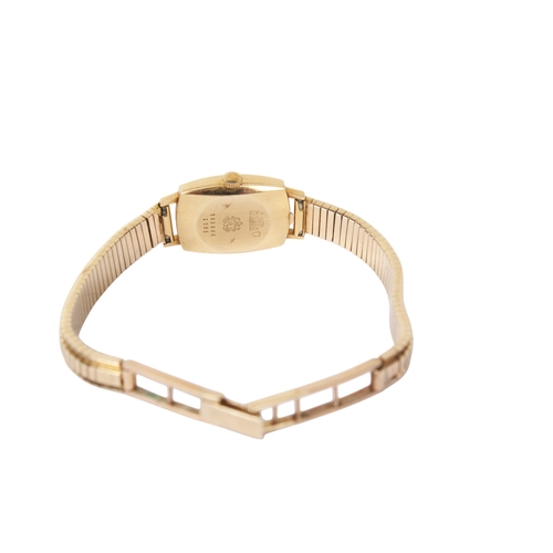 370 - A vintage 'Richard' gold lady's dress watch. The oval champagne face with black Roman numerals, mark... 