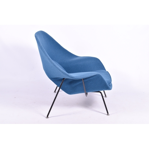 29 - Eero Saarinen (Finland, 1910-1961) early production, mid-century 'Womb Chair' for Knoll Internationa... 