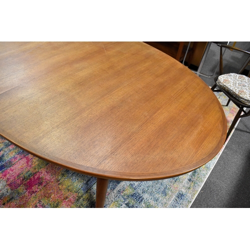 31 - Arne Vodder (Denmark, 1926 - 2009). A model 212, mid-20th century, Danish teak dining table for Siba... 