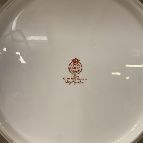 151 - Royal Worcester Royal garden Gateau plate