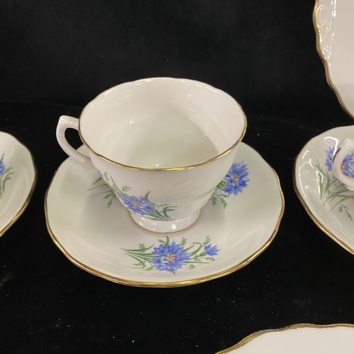 189M - Royal Vale large tea set - 20 pieces