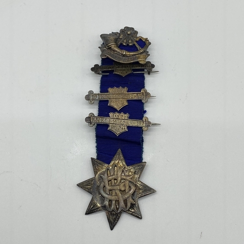 189B - The attendance medal with three bars and horn - 24g