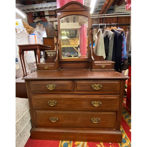 39 - Edwardian mahogany dressing table with side boxes