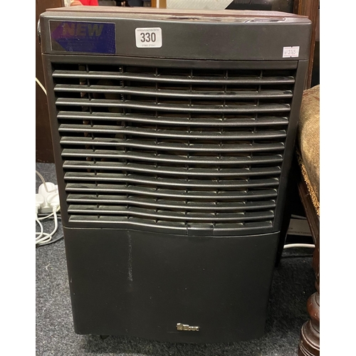 330 - Homepry 880 electric heater