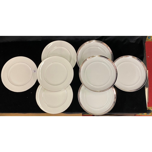 26 - Selection of plates including Vera Wang and Spiral