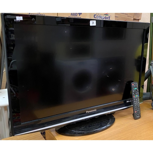 31 - Panasonic 32” tv with remote