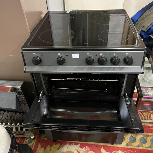 8 - Logik electric cooker