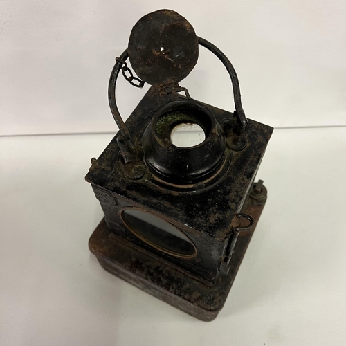 149A - LNER Victorian railway lamp - Reg No. H1205