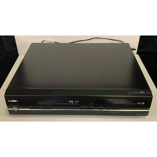 465 - Toshiba DVD and video player