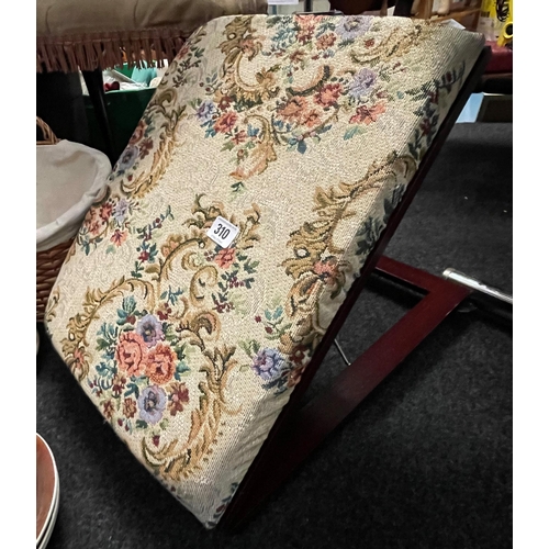 310 - Floral pattern mahogany back rest