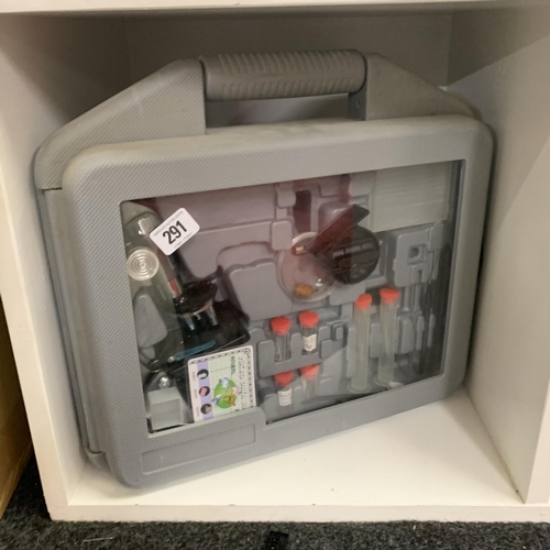 291 - Child’s chemistry set
