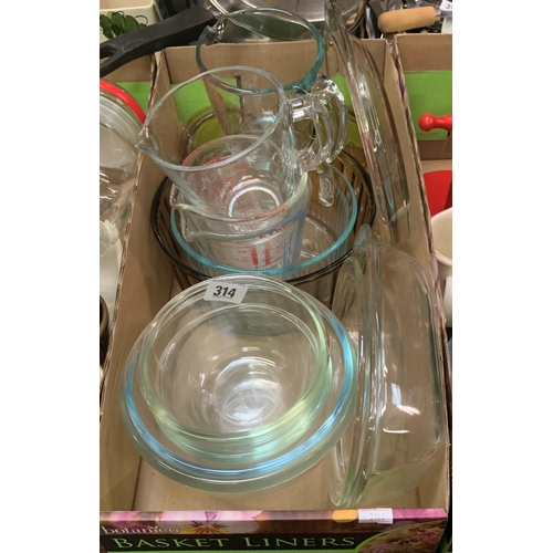 314 - Selection of Pyrex