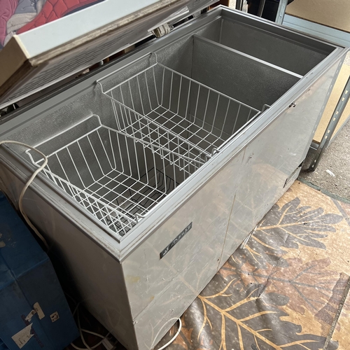 27 - Delby chest freezer