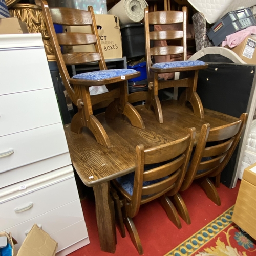 122 - SOLID OAK EXTENDING DINING TABLE WITH SIX CHAIRS