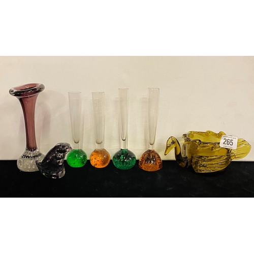 265 - SELECTION OF COLOURED GLASS ITEMS