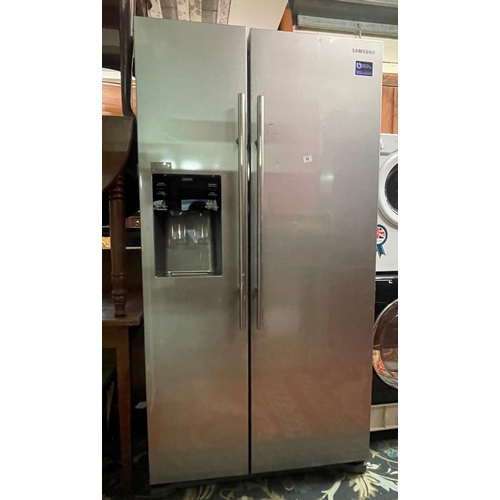 62 - SAMSUNG AMERICAN FRIDGE FREEZER WITH DRINKS DISPENSER