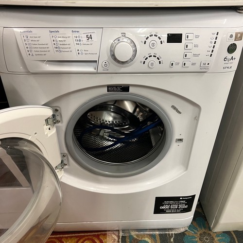 54 - HOTPOINT 6KG WASHER