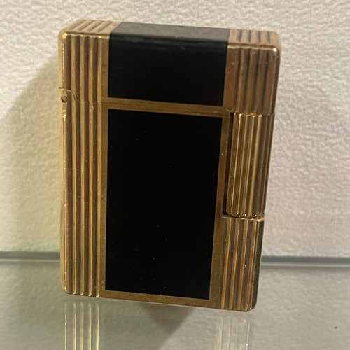 152A - ST.DUPONT BLACK AND GOLD TONE LIGHTER