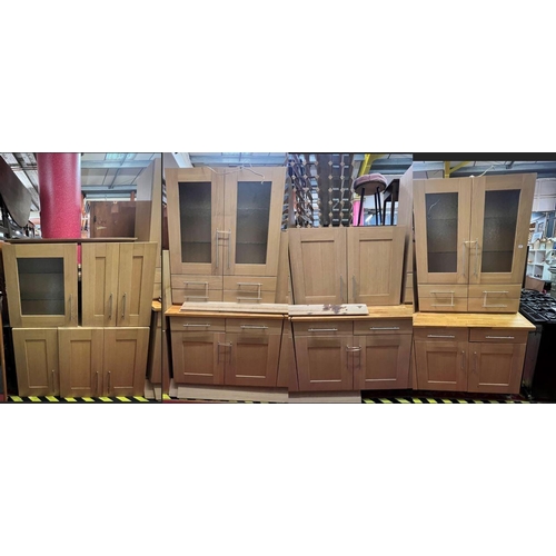 52A - 10 PIECE KITCHEN