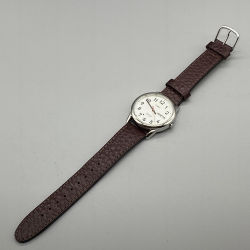 114 - GENTS TIMEX INDIGLOW WATCH WORKING