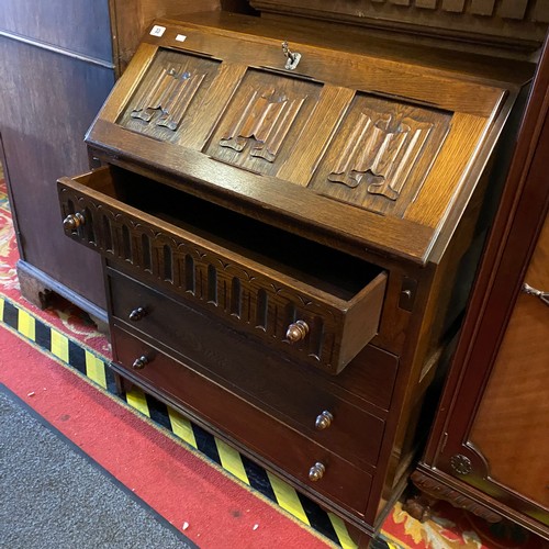 33 - JAYCEE SOLID OAK BUREAU WITH KEY