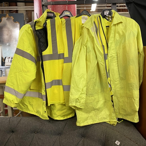 43 - SELECTION OF HIGH VISIBILITY JACKETS
