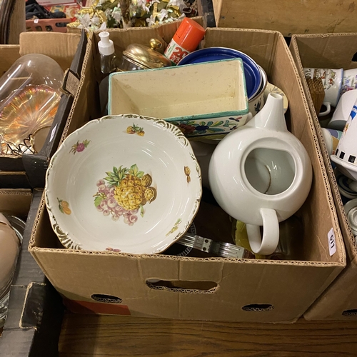 511 - MISCELLANEOUS CERAMICS AND KITCHENALIA