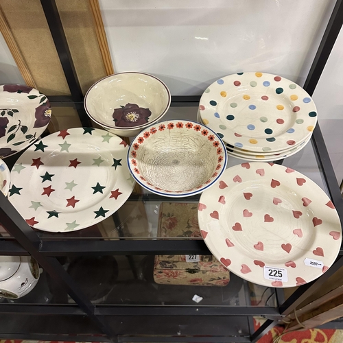 225 - COLLECTION OF EMMA BRIDGWATER PLATES  ETC