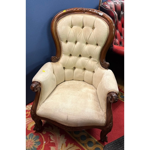 63 - VICTORIAN SPOON-BACKED CHAIR