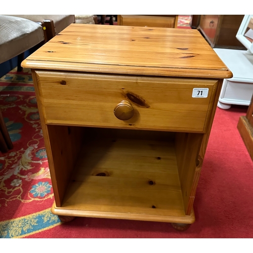 71 - PINE BEDSIDE CABINET