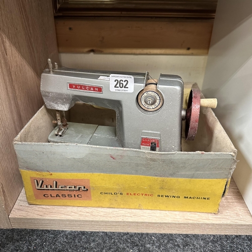 262 - VULCAN CLASSIC CHILDS ELECTRIC SEWING MACHINE