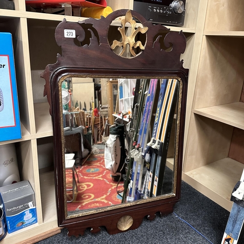 273 - GEORGIAN MAHOGANY VANITY WALL MIRROR WITH GILDING