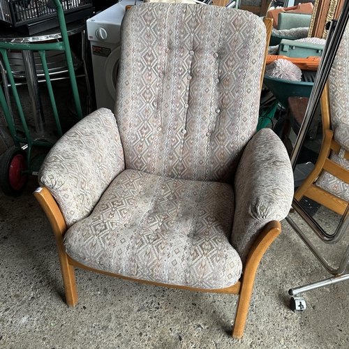 432 - VINTAGE ERCOL ARM CHAIR