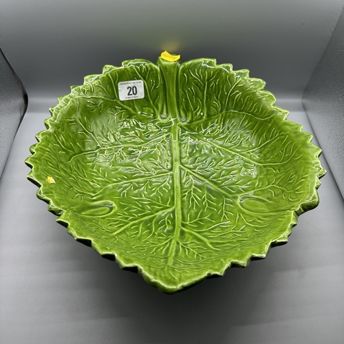 20 - GREEN LEAF SHAPED BOWL