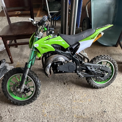 437 - KAWASAKI STYLE 50 CC MOTORBIKE