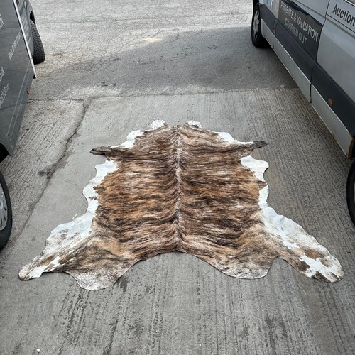 472 - LARGE SKIN RUG