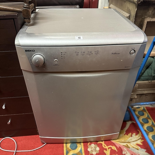 10 - BEKO DISHWASHER IN WORKING ORDER