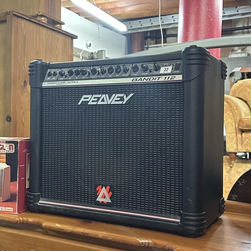 22 - PEAVEY BANDIT 112 AMPLIFIER