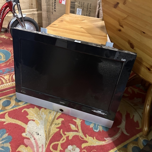 28 - BUSH LCD TV 22 INCHES