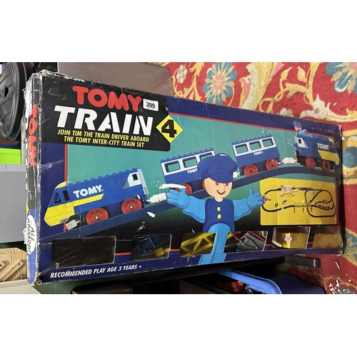 399 - TOMY TRAIN SET