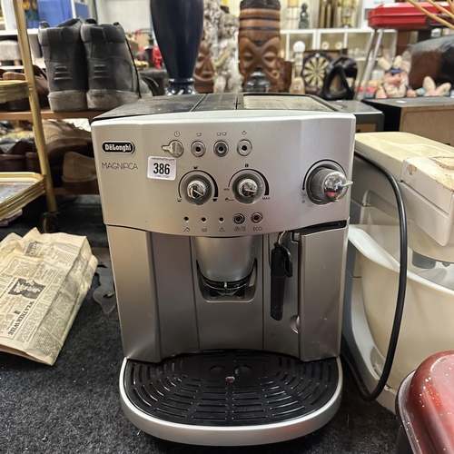 386 - DELONGHI MAGNIFICA COFFEE MACHINE