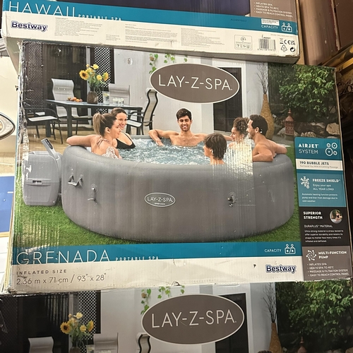 322 - BRAND NEW LAY-Z-SPA HOT TUB