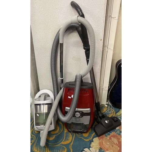 75 - MIELE VACUUM CLEANER AND CYLINDER VACUUM CLEANER