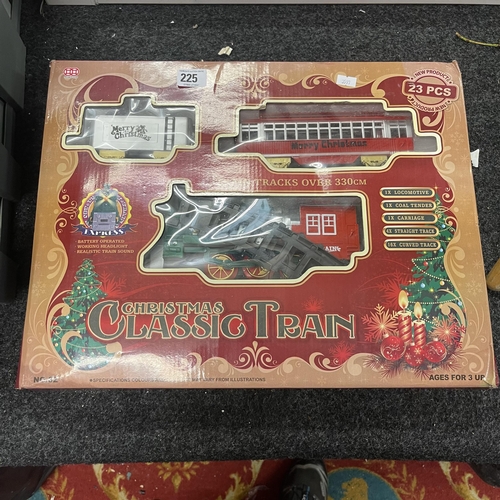 225 - CHRISTMAS CLASSIC TRAIN SET