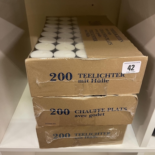 42 - 600 BRAND NEW TEA LIGHTS IN BOXES OF 200