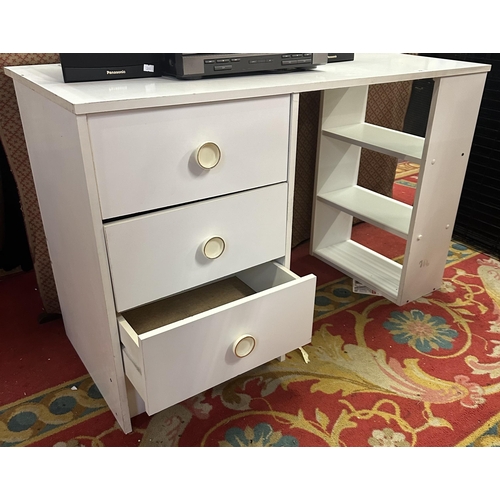 295 - DOUBLE PEDESTAL DRESSING TABLE